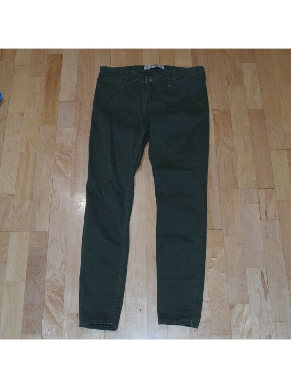 Hollister Super Skinny Women's Sz 9r / 29 Jeans